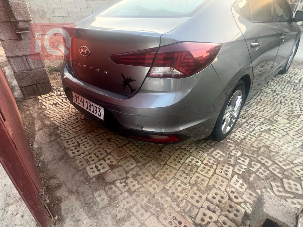 هيونداي النترا